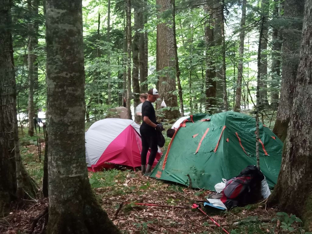 Лагерь у реки Киша